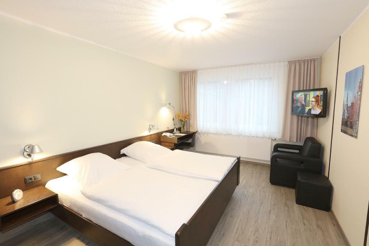 Hotel Kroeger Ennigerloh Esterno foto